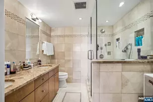 1077 River Road 303, Edgewater, NJ 07020 - Photo 17