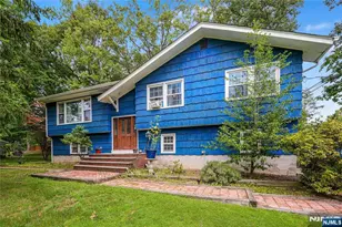 1 Gary Ct, Park Ridge, NJ 07656 - Photo 1
