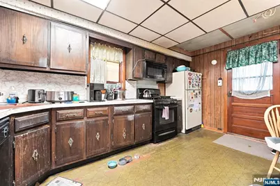 60 Martin Road, Verona, NJ 07044 - Photo 17