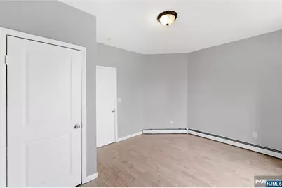 318 Grove Street, Newark, NJ 07103 - Photo 3