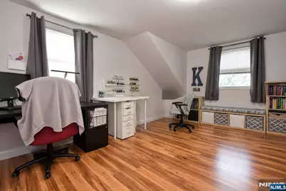 315 Myers Avenue, Hasbrouck Heights, NJ 07604 - Photo 17
