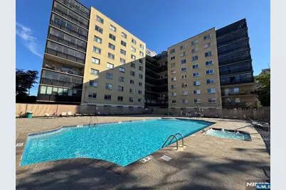 2185 Lemoine Avenue 4A #4A, Fort Lee, NJ 07024 - Photo 7