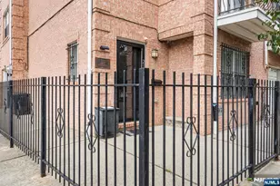 219 Broad St, Newark, NJ 07104 - Photo 3