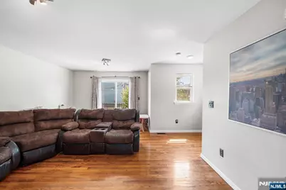 219 Broad Street, Newark, NJ 07104 - Photo 7