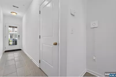 197 Roosevelt Drive, Wood Ridge, NJ 07075 - Photo 7