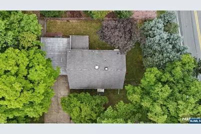 107 Roland Street, Park Ridge, NJ 07656 - Photo 27