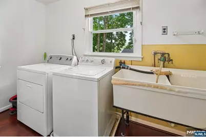 107 Roland Street, Park Ridge, NJ 07656 - Photo 7