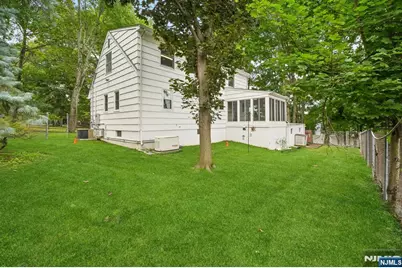 107 Roland Street, Park Ridge, NJ 07656 - Photo 23