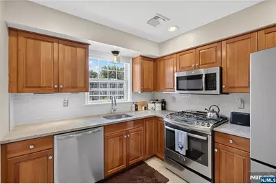 179 Roseland Avenue 12 #12, Caldwell, NJ 07006 - Photo 7