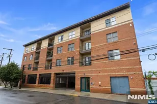 15-19 Tichenor 403, Newark, NJ 07114 - Photo 1