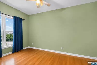 15-19 Tichenor 403 #403, Newark, NJ 07114 - Photo 17
