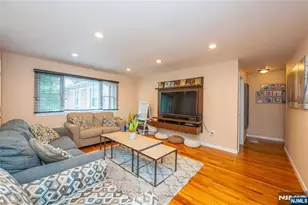 24 Manchester Ct 62, Wayne, NJ 07470 - Photo 3