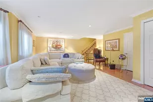 10 Lenox Ct, Fort Lee, NJ 07024 - Photo 29