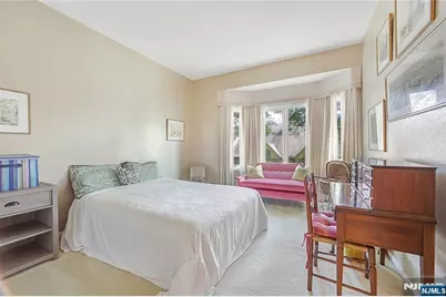 10 Lenox Court, Fort Lee, NJ 07024 - Photo 17