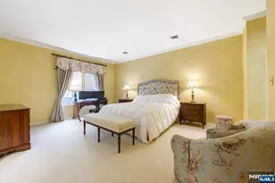 10 Lenox Ct, Fort Lee, NJ 07024 - Photo 15