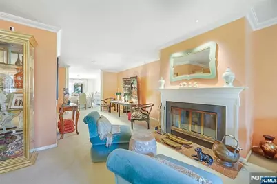10 Lenox Court, Fort Lee, NJ 07024 - Photo 5