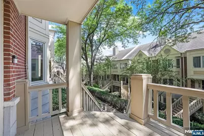10 Lenox Court, Fort Lee, NJ 07024 - Photo 37