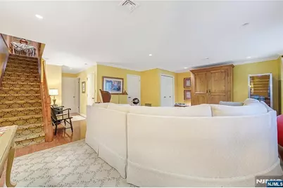 10 Lenox Court, Fort Lee, NJ 07024 - Photo 31