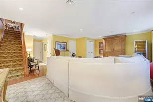 10 Lenox Ct, Fort Lee, NJ 07024 - Photo 31