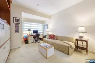 10 Lenox Ct, Fort Lee, NJ 07024 - Photo 25