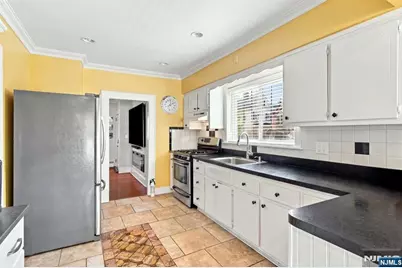 31 Meade Street, West Orange Township, NJ 07052 - Photo 7