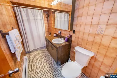123 6th Street, Wood Ridge, NJ 07075 - Photo 11
