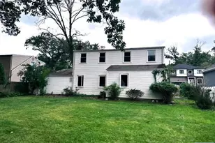 18 Manor Rd, Livingston, NJ 07039 - Photo 1