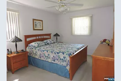 15 Main Avenue, Elmwood Park, NJ 07407 - Photo 11