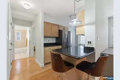 70 Munn Avenue 413 #413, East Orange, NJ 07018 - Photo 5
