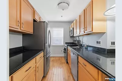70 Munn Avenue 413 #413, East Orange, NJ 07018 - Photo 7