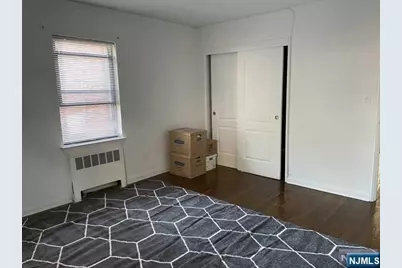 2165C N Central Road C #C, Fort Lee, NJ 07024 - Photo 9