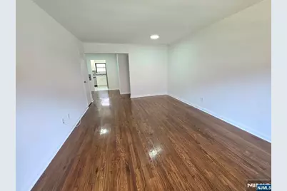 2165C N Central Road C #C, Fort Lee, NJ 07024 - Photo 3