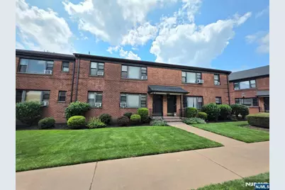 2165C N Central Road C #C, Fort Lee, NJ 07024 - Photo 9