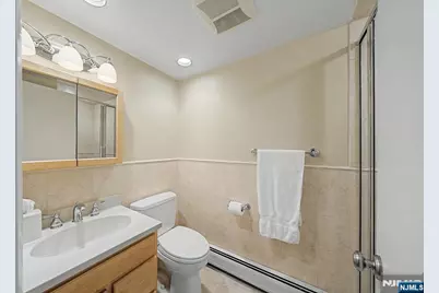 486 West Street, Fort Lee, NJ 07024 - Photo 21