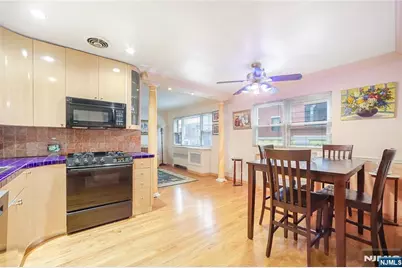 201 Oakdene Place C00E2 #C00E2, Cliffside Park, NJ 07010 - Photo 11