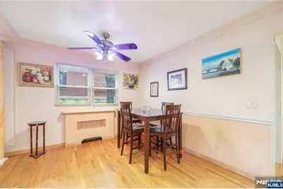201 Oakdene Place C00E2 #C00E2, Cliffside Park, NJ 07010 - Photo 13
