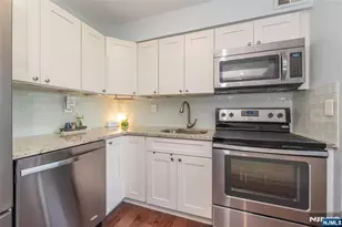 300 Main Street 707, Little Falls Township, NJ 07424 - Photo 7