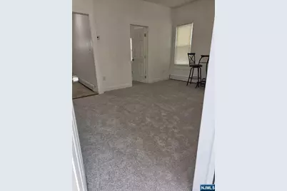 125 Dalton Street, Roselle Park, NJ 07204 - Photo 15