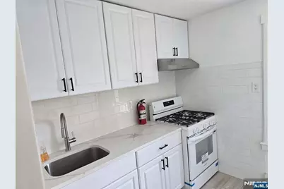 125 Dalton Street, Roselle Park, NJ 07204 - Photo 21