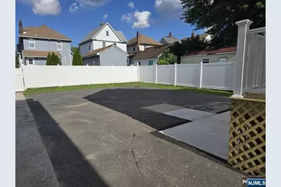 125 Dalton Street, Roselle Park, NJ 07204 - Photo 29