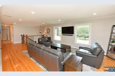 769 Hickory Hill Road, Wyckoff Township, NJ 07481 - Photo 9