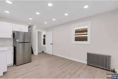 130 19th Avenue, Irvington, NJ 07111 - Photo 5