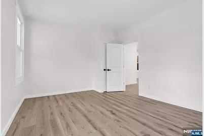 130 19th Avenue, Irvington, NJ 07111 - Photo 9