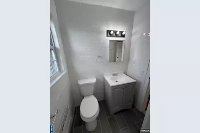 493 Beverly Road 1 #1, Teaneck Township, NJ 07666 - Photo 7