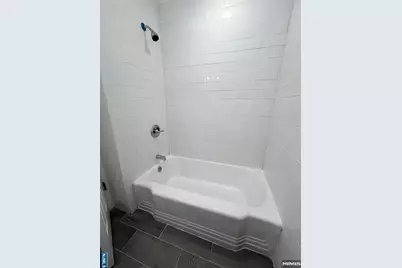 493 Beverly Road 2 #2, Teaneck Township, NJ 07666 - Photo 5