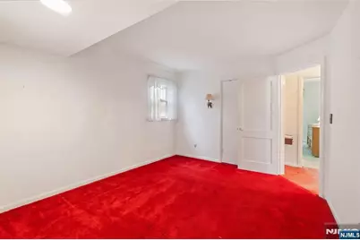 161 Dyer Avenue, Emerson, NJ 07630 - Photo 17