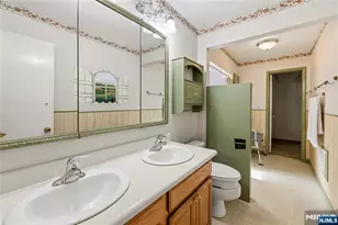 161 Dyer Ave, Emerson, NJ 07630 - Photo 15