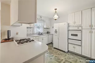 161 Dyer Ave, Emerson, NJ 07630 - Photo 11