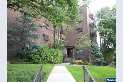 3040 Edwin 5J #5J, Fort Lee, NJ 07024 - Photo 1