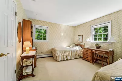 30 Arlton Avenue, Allendale, NJ 07401 - Photo 27